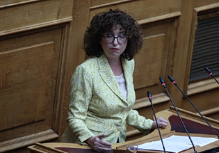 Καραγεωργοπούλου για Κωνσταντοπούλου: Είπε ότι έχω κλεμμένη έδρα, ο σύντροφός της πήρε έδρα ενώ δεν είχε δικαίωμα