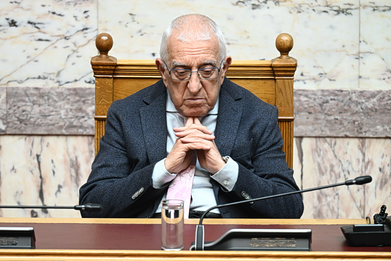 Η απάντηση Κακλαμάνη στο μήνυμα Ανδρουλάκη για την εξεταστική: Ό,τι είναι να ειπωθεί, θα ειπωθεί στη συνεδρίαση της Ολομέλειας