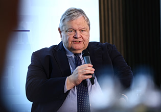 Καταπέλτης ο Ευ. Βενιζέλος: Το μεγάλο «λάθος» με την αρχειοθέτηση των υποκλοπών