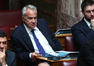 ΠΑΣΟΚ κατά Βορίδη: Η σιωπή για τις υποκλοπές είναι ενοχική