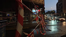 Καθίζηση οδοστρώματος στο Μεταξουργείο –  Άνοιξε τρύπα με βάθος μισού μέτρου
