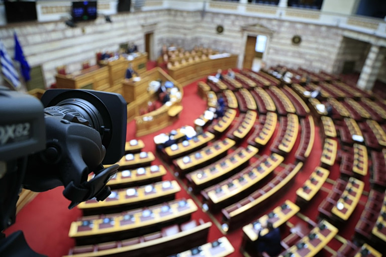 «Η κυβερνητική πλειοψηφία για πρώτη φορά υιοθετεί τη θέση μας» – Ανακοίνωση Ένωσης Δικαστών και Εισαγγελέων