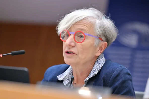 Ο προϋπολογισμός της ΕΕ για την έρευνα πρέπει να είναι ανθεκτικός στις κρίσεις, λένε οι περιφέρειες