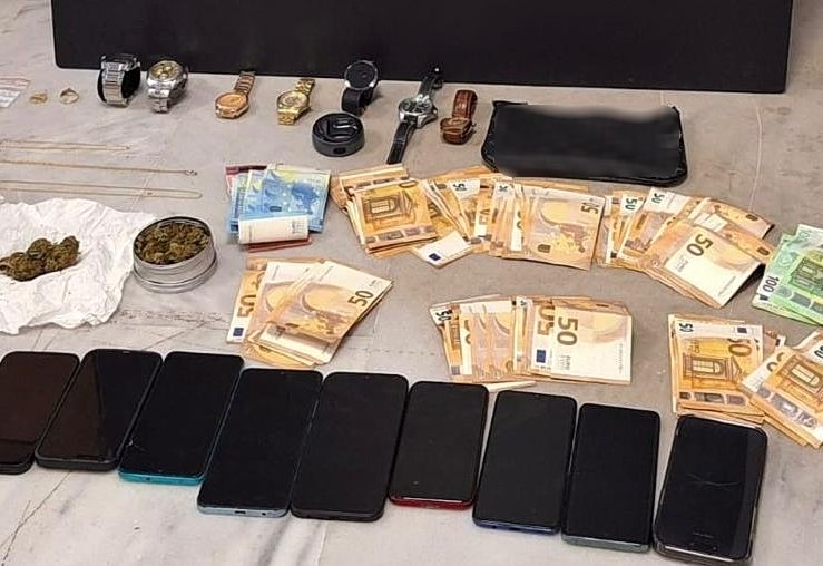 Χανιά: Σπείρα διέπραττε τηλεφωνικές απάτες παριστάνοντας υπαλλήλους του ΔΕΔΔΗΕ - Συνελήφθησαν τρία άτομα