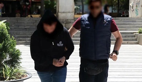 Κρήτη: Στη φυλακή ο 30χρονος που κατηγορείται ότι πέταξε τη σύζυγό του από το αυτοκίνητο και την παρέσυρε