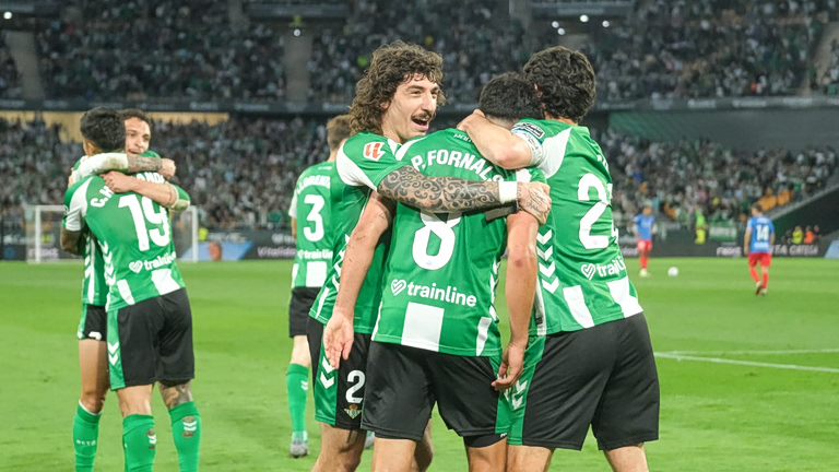 Η Μπέτις «σφράγισε» το εισιτήριο για το Champions League (2-1)