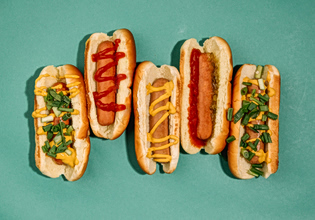 Δύο συνταγές για street food από… σπίτι