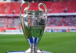 Champions League: Η Παρί θέλει το repeat και η Άρσεναλ το πρώτο – Ζωντανά το pregame του μεγάλου τελικού στο MEGA
