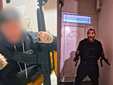 Πάτρα: Συνελήφθη 40χρονος που πόζαρε στα social media με όπλα και σιδερογροθιές – Επιχείρησε να διαφύγει