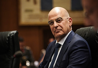 «Καρφί» Δένδια προς Μαξίμου για στεγαστική πολιτική