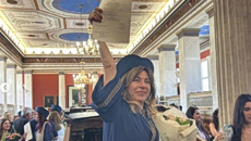Δήμητρα Παπαδοπούλου: Πήρε πτυχίο στα 64 της και το αφιερώνει στον πατέρα της