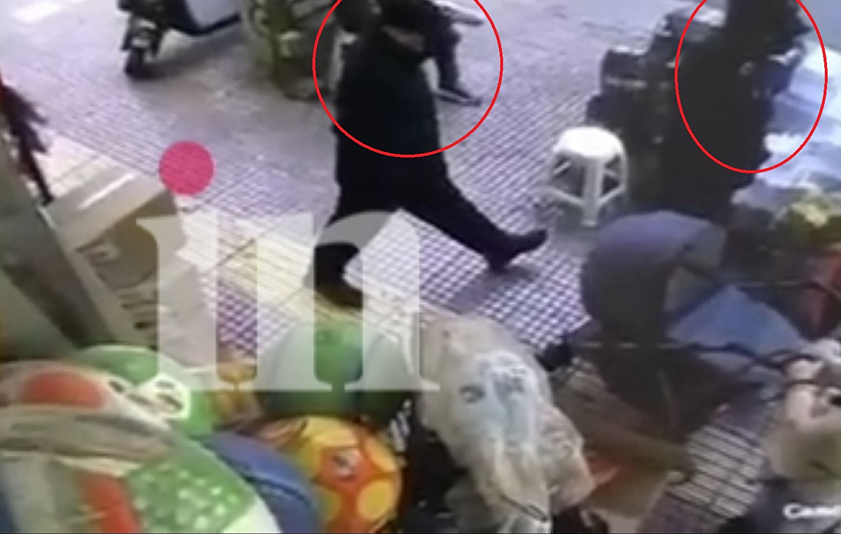 Βίντεο ντοκουμέντο με τους δράστες της ένοπλης επίθεσης σε ιδιοκτήτη καταστήματος στην Πατησίων