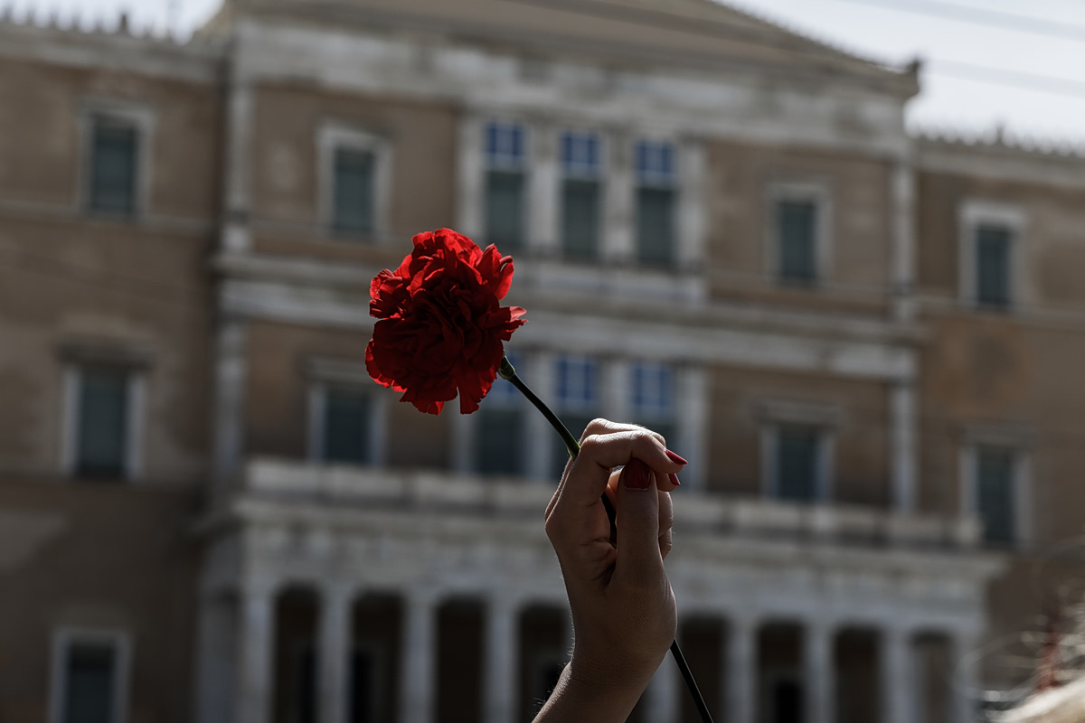 Συγκεντρώσεις σε όλη τη χώρα για την Εργατική Πρωτομαγιά: Δεμένα τα πλοία στα λιμάνια, πώς θα κινηθούν τα ΜΜΜ
