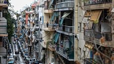 Μεσοβέζικη λύση για το Σπίτι Μου 2, μετά την κατακραυγή – Σκωτσέζικο ντους για χιλιάδες δικαιούχους