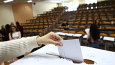 Χωρίς κοινά αποτελέσματα ξανά οι φοιτητικές εκλογές: Διαφορετική πρωτιά δίνουν ΠΚΣ και ΔΑΠ