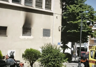 Ιωάννινα: Κρατούμενος έβαλε φωτιά το Τμήμα Μεταγωγών στο Δικαστικό Μέγαρο – Στο νοσοκομείο 4 αστυνομικοί