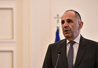 Γιώργος Γεραπετρίτης από την Κύπρο: «Ανάγκη τήρησης σε καθολικό επίπεδο του Διεθνούς Δικαίου»