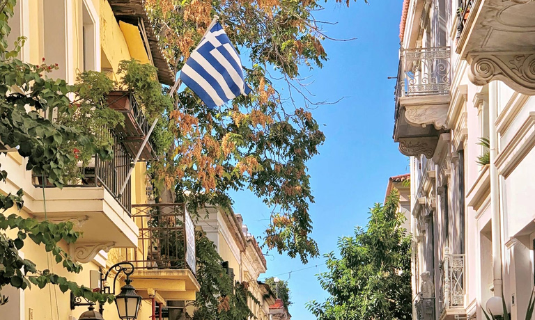 Διανυκτερεύσεις: Αγαπημένοι τουριστικοί προορισμοί στην Ευρώπη – Οι κορυφαίοι, οι εκπλήξεις και το «Live Your Myth in Greece»