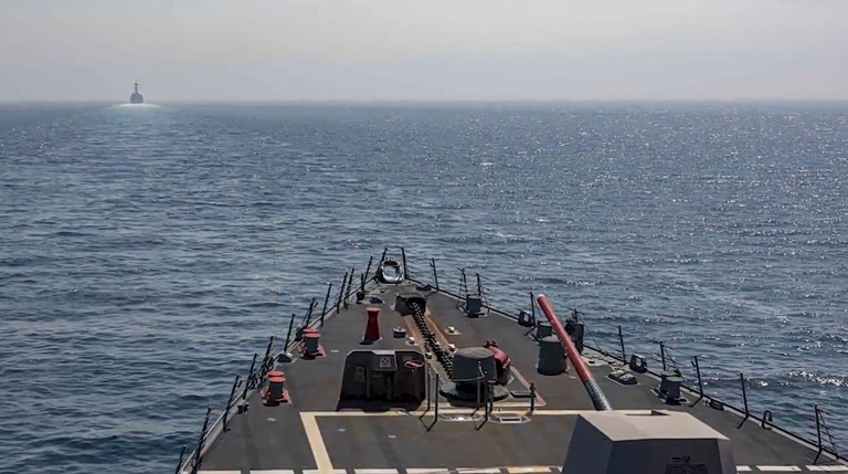 Η Τεχεράνη επιτρέπει την διέλευση κινεζικών πλοίων από το Ορμούζ
