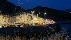 Παραλιακή: Τροχαίο στις «Τρύπες του Καραμανλή» – Μεγάλες ουρές στο ρεύμα προς Σαρωνίδα