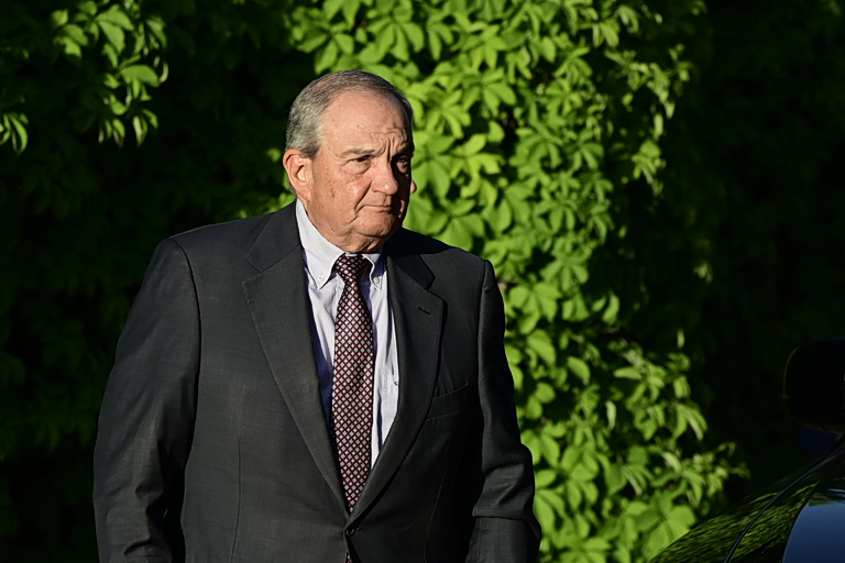 «Σφάζει με το βαμβάκι» την κυβέρνηση ο Κ. Καραμανλής για την «αδιαφανή, σκανδαλώδη διαχείριση των κοινοτικών ενισχύσεων»