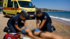 Μήνυση σε διασώστες του ΕΚΑΒ στην Κρήτη για ανθρωποκτονία από αμέλεια – Συγγενείς γυναίκας που πέθανε στη θάλασσα