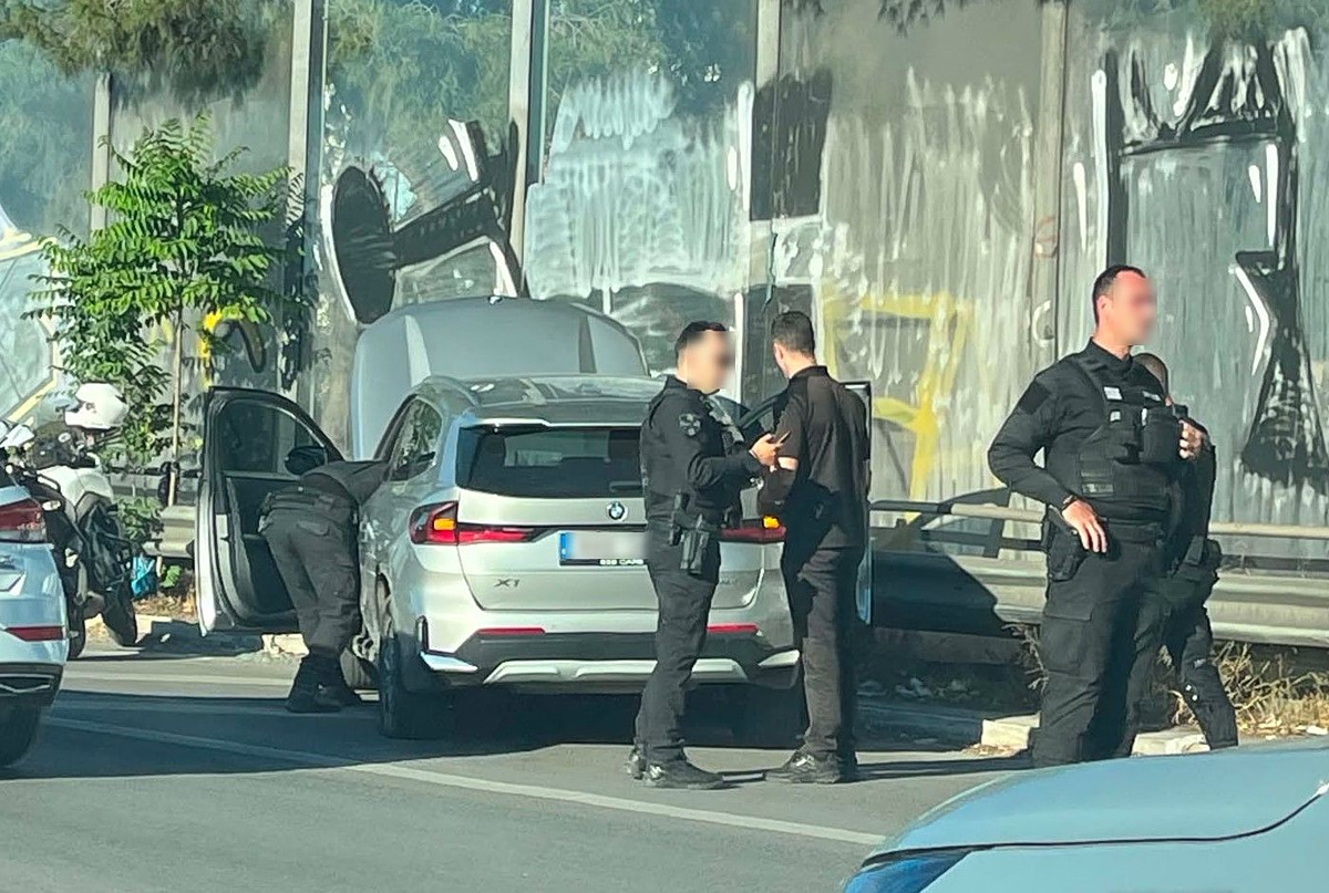 Αιματηρό επεισόδιο με πυροβολισμούς στην Πατησίων – Εντοπίστηκαν τρεις ύποπτοι μετά από καταδίωξη στον Κηφισό