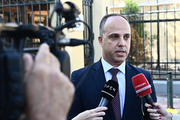 Στον αντιεισαγγελέα του Αρείου Πάγου τα νέα στοιχεία που κατέθεσε ο Χρ. Σπίρτζης – Η ανάρτηση με νόημα του Ζαχαρία Κεσσέ