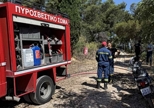 Φωτιά στον Λυκαβηττό – Διακοπή της κυκλοφορίας