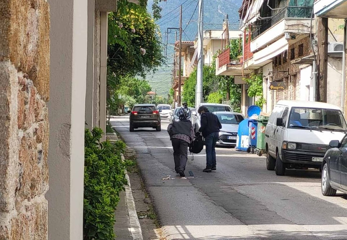 Συνελήφθησαν οι ληστές της τράπεζας στην Κάτω Τιθορέα – Εντοπίστηκε βαρύς οπλισμός