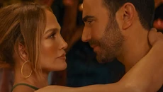 Τι τρέχει ανάμεσα στην Τζένιφερ Λόπεζ και τον Μπρετ Γκόλντσταϊν;