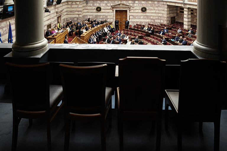 ΟΠΕΚΕΠΕ: Live η συζήτηση στη Βουλή για τη σύσταση προανακριτικής για Λιβανό, Αραμπατζή