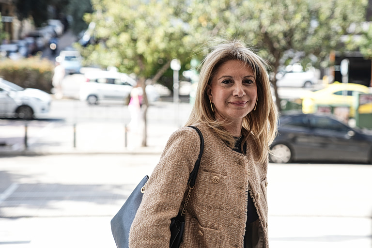 Τα επόμενα βήματα της Μαρίας Καρυστιανού – Το πρόγραμμα, ο «πρωινός καφές» και ο «τσάρος της οικονομίας
