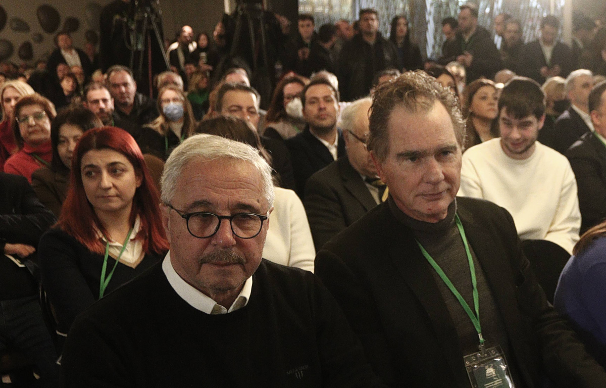 Οι ευρωβουλευτές του ΠΑΣΟΚ ζητούν παρέμβαση της Κομισιόν για αρχειοθέτηση Τζαβέλλα και Κράτος Δικαίου