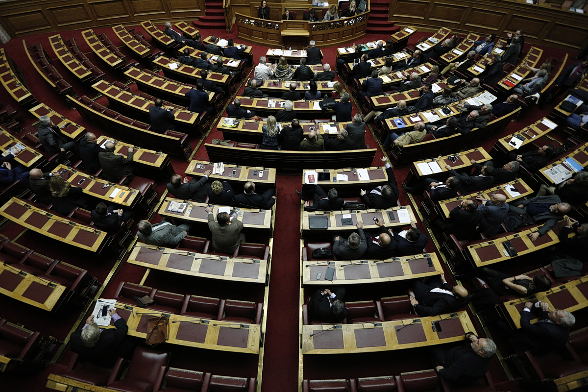 Εντός τριών μηνών η εκδίκαση υποθέσεων που εμπλέκονται πολιτικά πρόσωπα – Τι προβλέπει η ρύθμιση