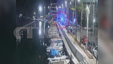 Μικρολίμανο: Η στιγμή που φτάνουν περιπολικό και ασθενοφόρο μετά το περιστατικό με τον «Τίτι»