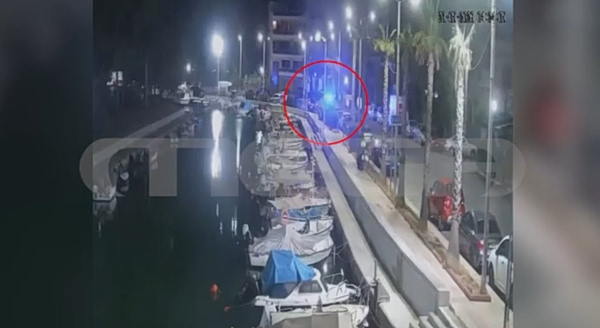 Μικρολίμανο: Η στιγμή που φτάνουν περιπολικό και ασθενοφόρο μετά το περιστατικό με τον «Τίτι»