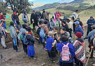 Αιματηρή σύγκρουση φυλών αυτοχθόνων στην Κολομβία με τουλάχιστον τρεις νεκρούς και 44 τραυματίες [βίντεο]
