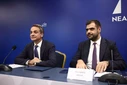 Η κυβέρνηση Μητσοτάκη του «τα πάντα στα χέρια του τραπεζίτη» κατηγορεί πάλι τον Τσίπρα για το 2015