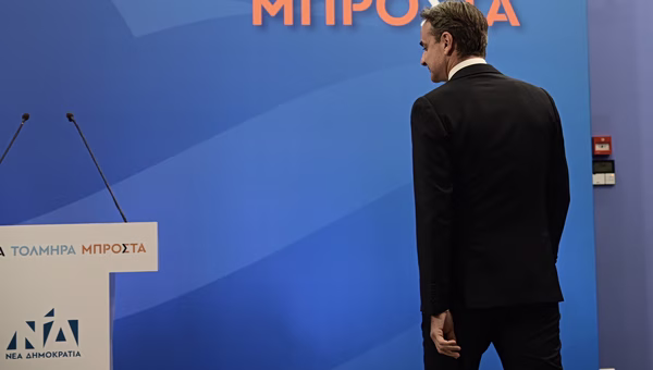 Συνέδριο με χειροκροτητές, ξανασκάνε οι υποκλοπές, πιάσανε δουλειά οι λασπολόγοι κατά του Ανδρουλάκη και οι καλοθελητές
