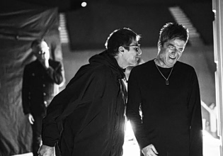 Oasis: Η πρώτη κοινή συνέντευξη των αδερφών Γκάλαχερ μετά από 25 χρόνια
