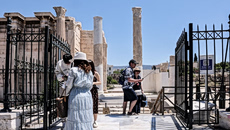 Ανεβαίνει ο υδράργυρος – Καλοκαιρινός ο καιρός και σήμερα