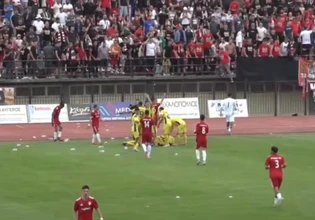 Διακοπή στο παιχνίδι Πύργος – Ζάκυνθος: Τραυματίστηκε στο κεφάλι ποδοσφαιριστής των φιλοξενούμενων (vid)