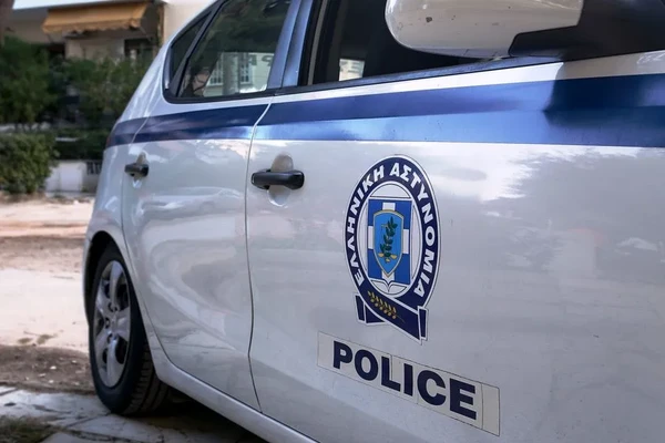 Ηράκλειο: Δίωξη για ανθρωποκτονία στον σύζυγο της 28χρονης που βρέθηκε τραυματισμένη σε χαντάκι
