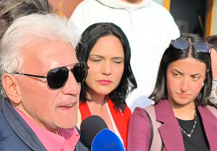Θεσσαλονίκη: Ο «Ζορό» στο πλευρό της Μαρίας Καρυστιανού