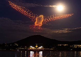 Drone – show στην Αυστραλία ακυρώθηκε όταν άρχισαν να πέφτουν τα drone από τον ουρανό [βίντεο]