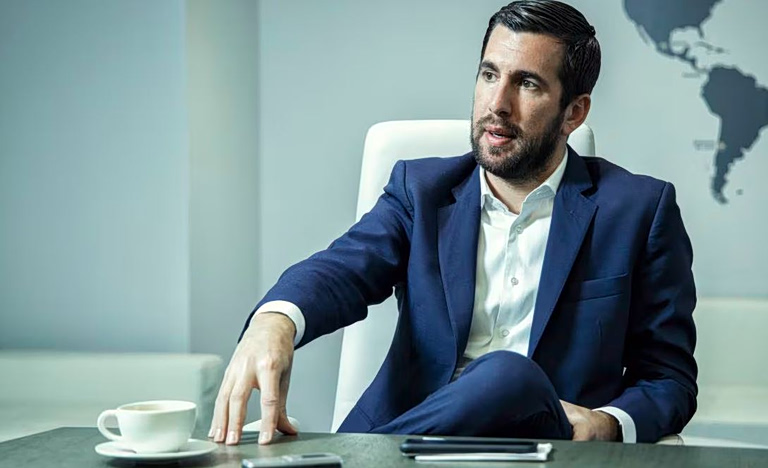 Ενρίκε Ρικέλμε Βίβες: Ο 37χρονος επιχειρηματίας που «απειλεί» τον Φλορεντίνο Πέρεθ (pics+vids)