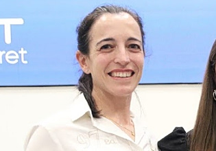 Η AVAR του Ολυμπιακός-ΠΑΟΚ: Γιατρός, μαύρη ζώνη καράτε και νικήτρια της ζωής καθώς ξεπέρασε τον καρκίνο
