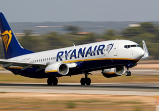 Σύγκρουση Ryanair – Fraport για τις χρεώσεις στα ελληνικά αεροδρόμια – Σφοδρές αντιδράσεις