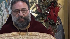 Ιερέας φέρεται να κατηγόρησε ακτιβίστρια για τη διπλή αυτοκτονία στην Ηλιούπολη, προκαλώντας αντιδράσεις